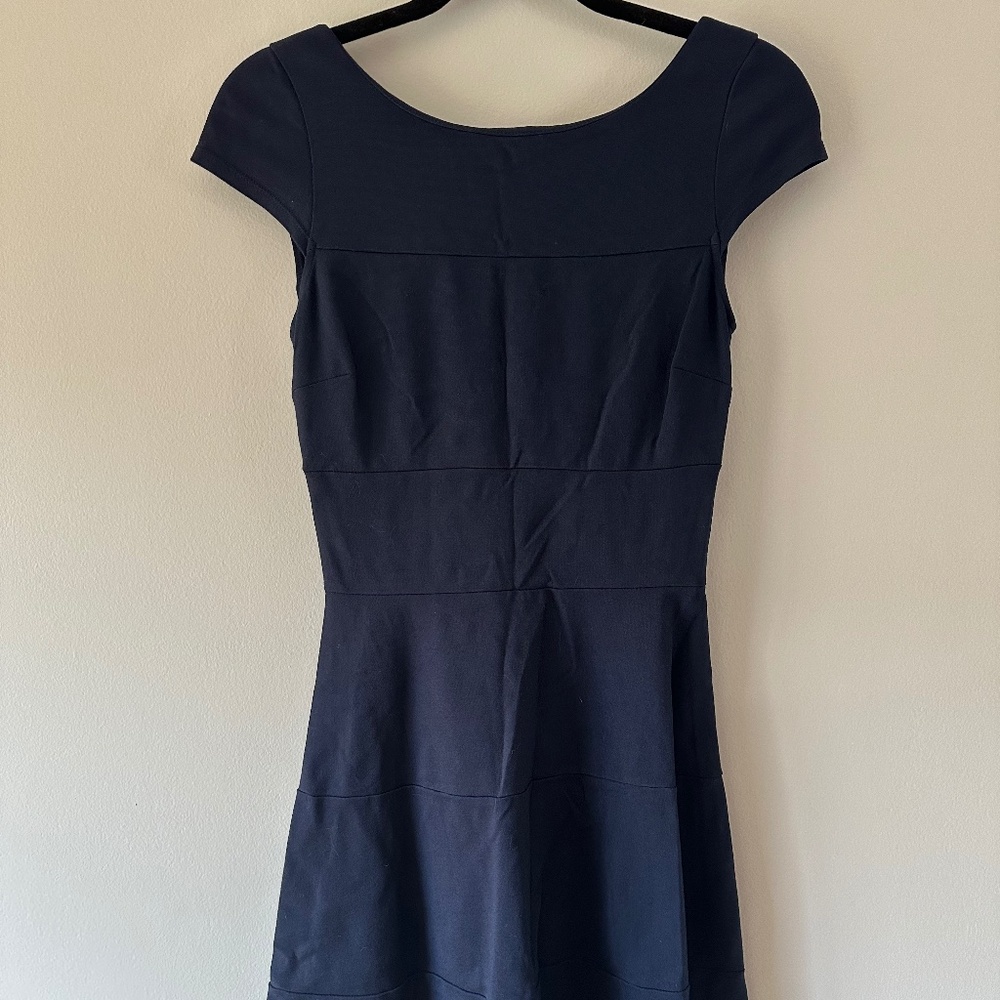 Banana Republic Navy Fit & Flare Dress w/ gold back zipper, Size 0